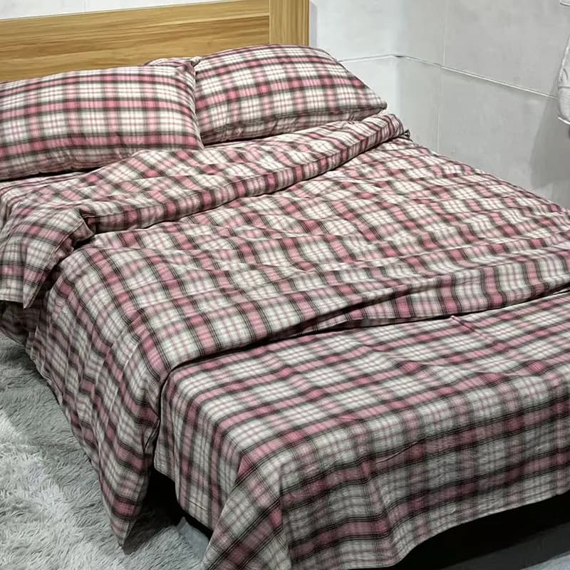 Check 100% Cotton 13372 Four-Piece Bedding Set