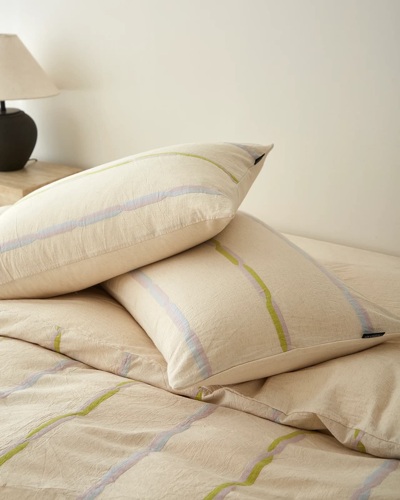 Bedding Design & Color Trends for 2026: A Wholesale Buyer's View