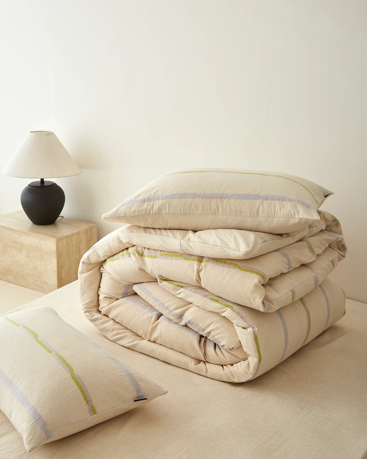 Mint Purple Cotton-Linen Jacquard Bedding Set thumbnail 4