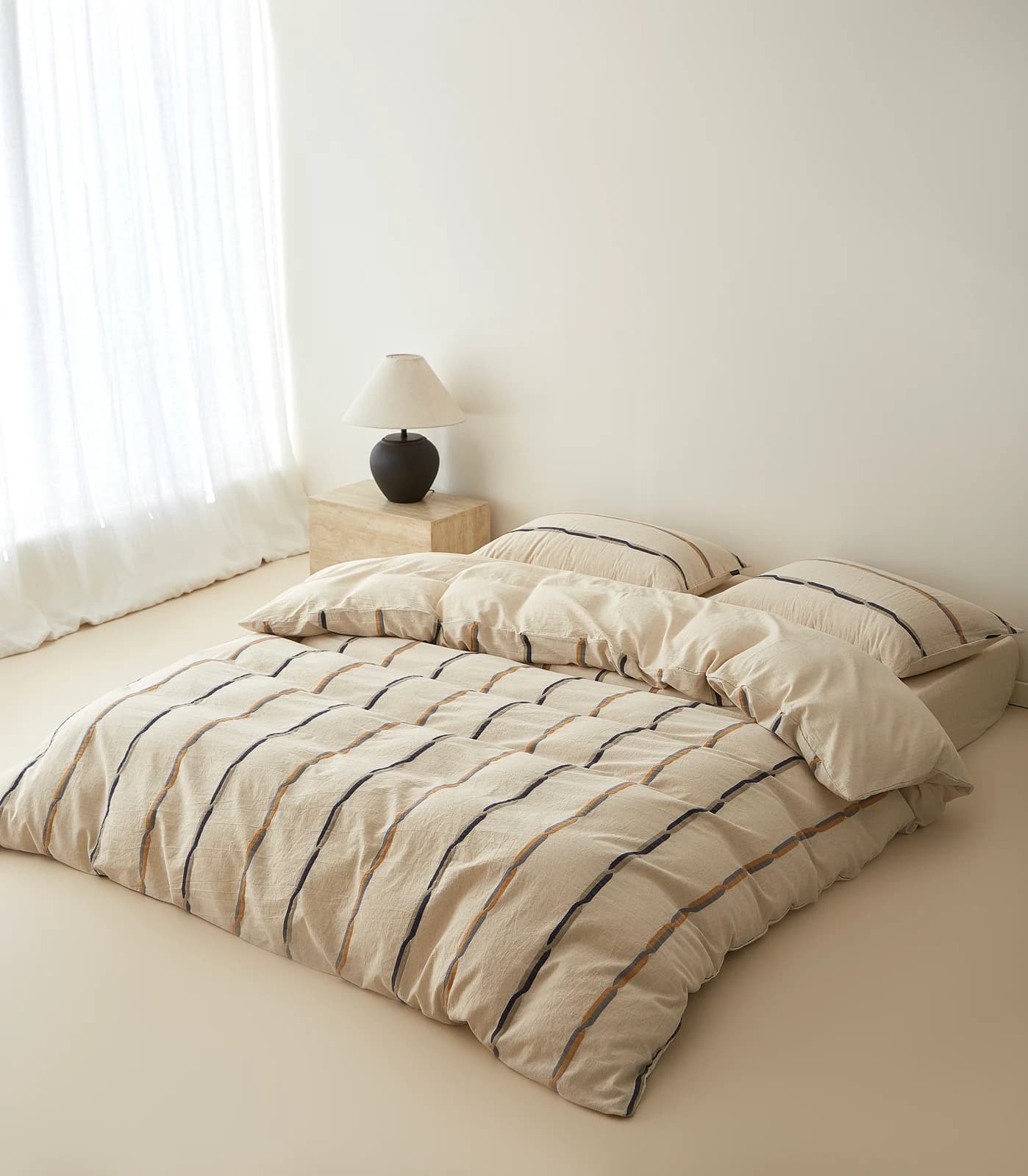 Mousse Coffee Cotton-Linen Jacquard Bedding Set thumbnail 2