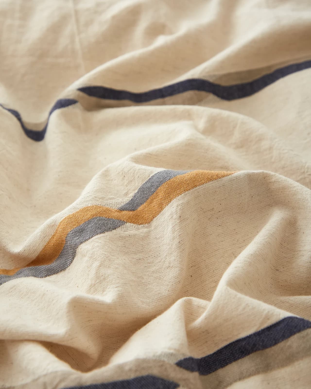 Mousse Coffee Cotton-Linen Jacquard Bedding Set thumbnail 5