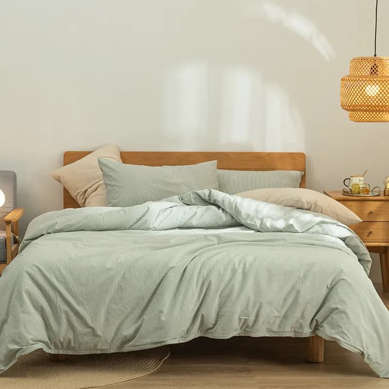 How to Order and Evaluate Bedding Samples Before a Bulk Order