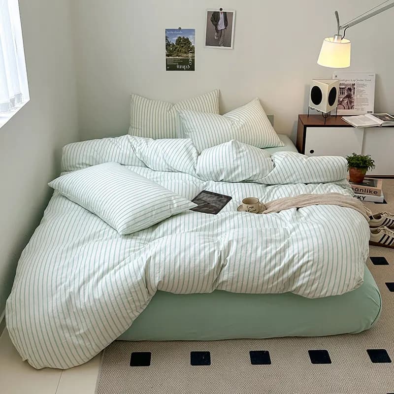 Wholesale Bedding for Airbnb & Vacation Rentals: A Sourcing Guide