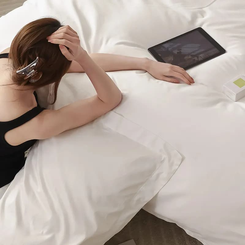 Pillow Inserts: A Wholesale Guide to Fills, Loft & Firmness